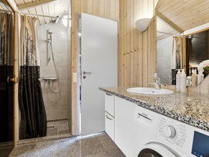 Bathroom - "Arent" - 1.1km from the sea by Interhome (Vejby)