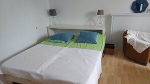 1 Schlafzimmer, Bügeleisen/Bügelbrett, kostenloses WLAN