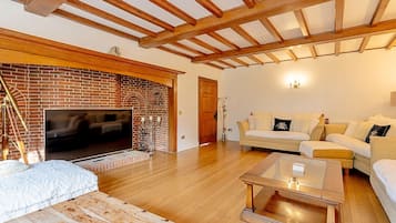 8 habitaciones, wifi gratis y ropa de cama