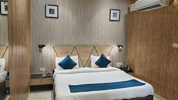 Deluxe Room, City View | Free WiFi