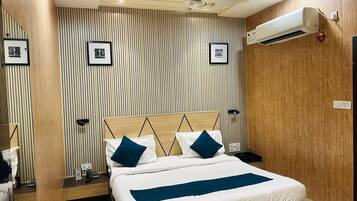Deluxe Room, City View | Free WiFi