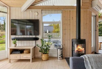 Cozy and well-maintained holiday home