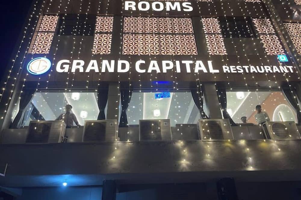 HOTEL CAPITAL