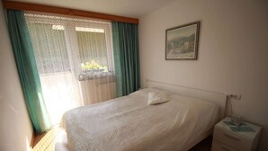 Comfort appartement, uitzicht op tuin | 1 slaapkamer, geluiddichte muren, gratis wifi