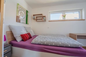 2 chambres, bureau, lit parapluie, Wi-Fi