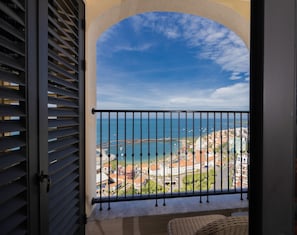 Premier Apartment, 1 Bedroom, Balcony, Ocean View | Beach/ocean view