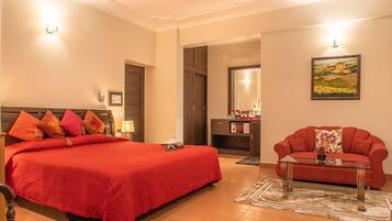 Elite villa, 3 slaapkamers, uitzicht op vallei, uitzicht op gebergte | 3 slaapkamers, individueel gemeubileerd, een bureau