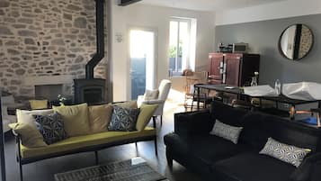 TV connectée, cheminée