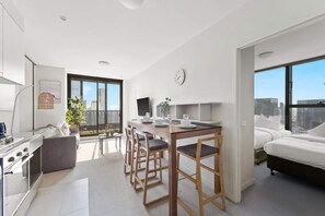 2 chambres, fer et planche à repasser, Wi-Fi, draps fournis