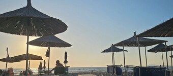 Beachfront Blue Wave Villa in a Private Villa Resort, Qerret Albania