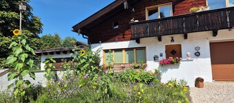 Quiet, centrally located apartment in the beautiful center of Gmund am Tegernsee.