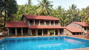 Unclassified image, 2 of 28, button - Bison River Resort Dandeli (Joida)