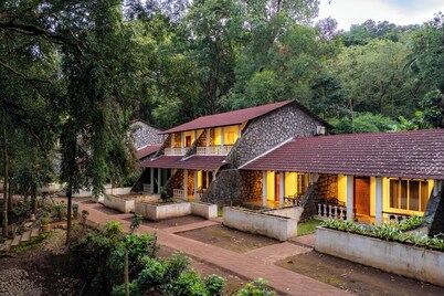 Bison River Resort Dandeli