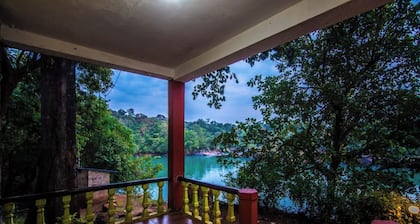 Bison River Resort Dandeli