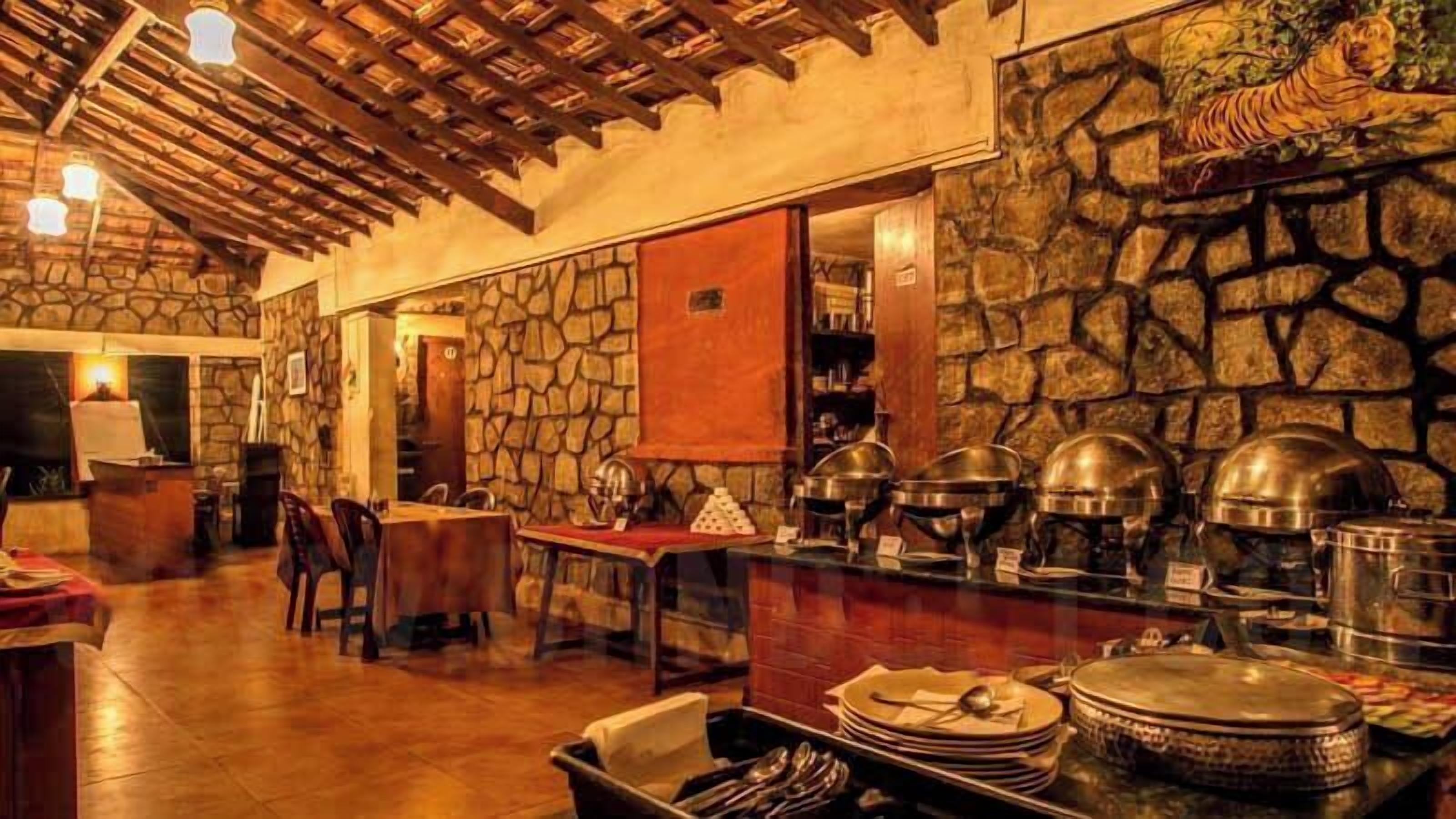 Daily buffet breakfast (INR 200 per person)