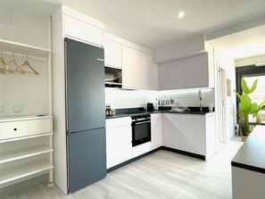 Fridge, microwave, oven, dishwasher