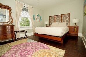 2 chambres, fer et planche à repasser, Wi-Fi gratuit, draps fournis