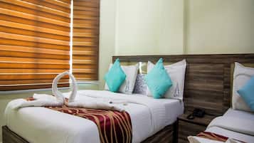 Ropa de cama hipoalergénica, escritorio, camas extra y wifi gratis