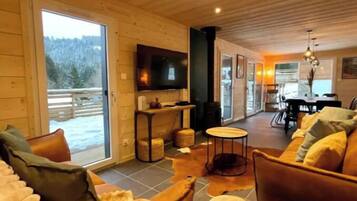 TV connectée, cheminée