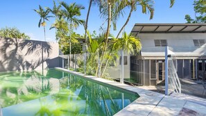 Pool - Beautiful Noosa Heads Family Home (Noosa)