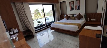 Standard Room | Iron/ironing board