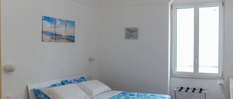 Comfort Triple Room, Balcony, City View | Individually furnished, desk, soundproofing, free WiFi