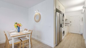 Dining - Green Park Smart Home, Hi-End Services (Golf del Sur)
