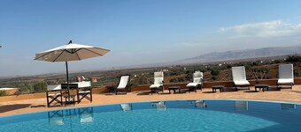 Atlas lodge 