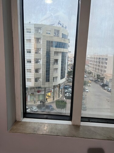 Cozy 2-bedroom apartment in welcoming Sfax with AC