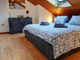 1 bedroom, down comforters, in-room safe, iron/ironing board