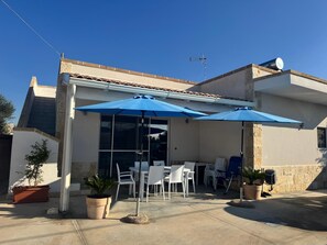 Outdoor dining - Vacation home in the heart of Salento (Capilungo)