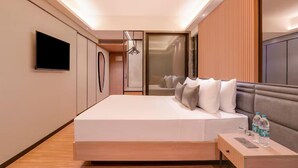 Deluxe Double Room, Balcony, City View | Laptop workspace, iron/ironing board, WiFi (free) - GT Residency (Sohna)