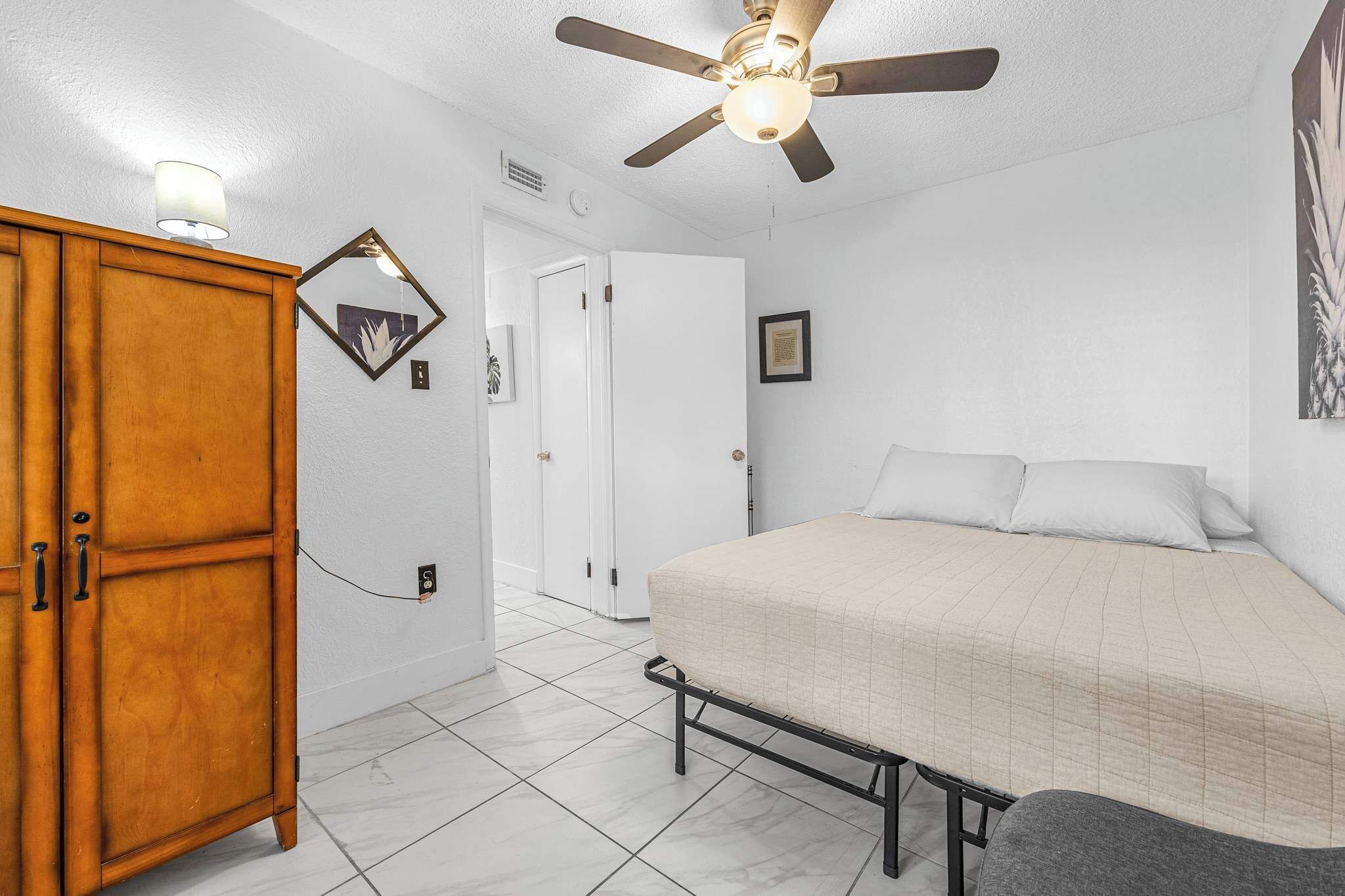 2 quartos, escrivaninha, ferros/tábuas de passar roupa, Wi-Fi