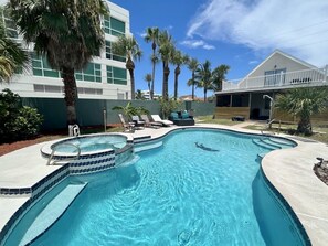 Pool - Massive Property With Pool Perfect for Big Groups (Cocoa Beach)