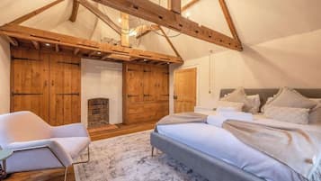 5 habitaciones, tabla de planchar con plancha, cuna de viaje y wifi