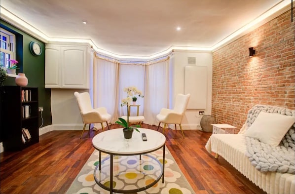 Apartment | Living area