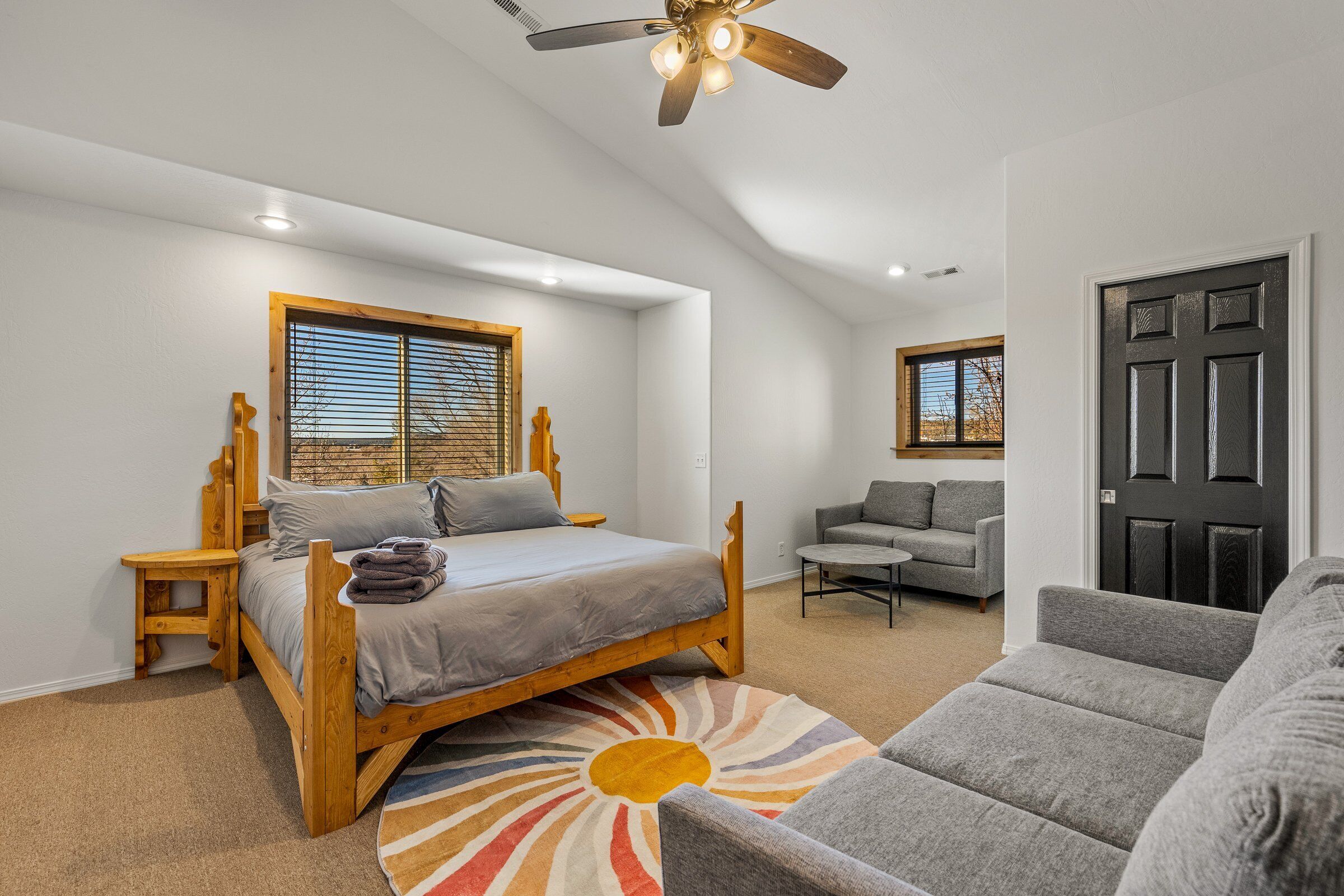 5 bedrooms, iron/ironing board, free WiFi, bed sheets