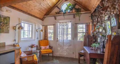 Fairy Tale Cottage- Tiny House- Paso Robles