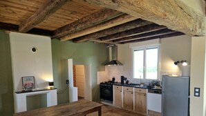 Private kitchen - Gite la ferme du meix guillot (Ciel)
