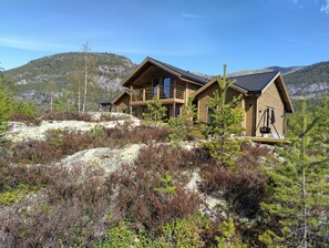 المنشأة من الخارج