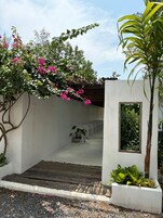 Entrada al alojamiento