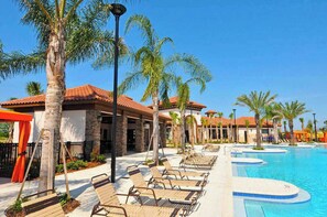 Pool - Luxury villa w/ private pool & game room (Davenport)