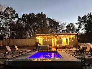 Pool - Manchaca Meadows Mini Villa  Pool & Spa 20 min DT (Manchaca)