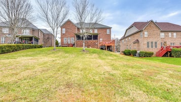 House (4 Bedrooms) | Interior