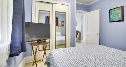 Walk to 1st Street: Family Home in Thibodaux!