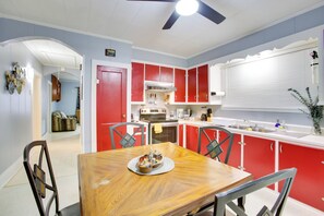 Talo (3 Bedrooms) | Sisätilat