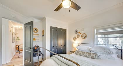< 3 Mi to Dtwn: Modern Cottage in Greenville!