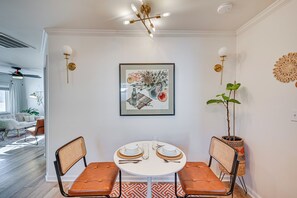 Cottage (2 Bedrooms) | Interior - < 3 Mi to Dtwn: Modern Cottage in Greenville! (Greenville)