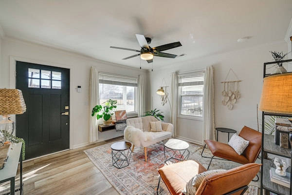 Cottage (2 Bedrooms) | Front of property