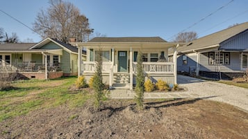 Cottage (2 Bedrooms) | Interior